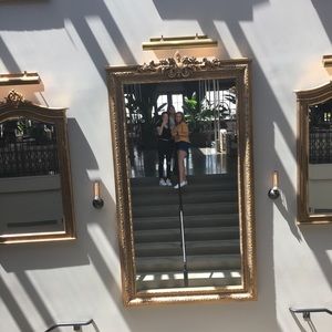 Meet your Posher, Izzy